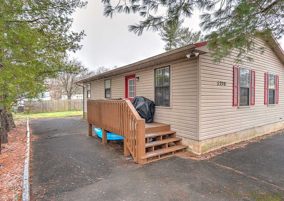 1st image of 1759 Todd Dr