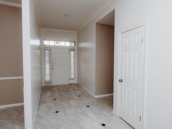 2nd image of 7880 Kemper Cir