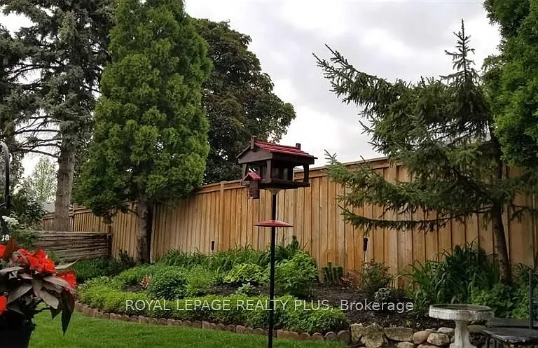 16 Alderway Ave — Photo 10