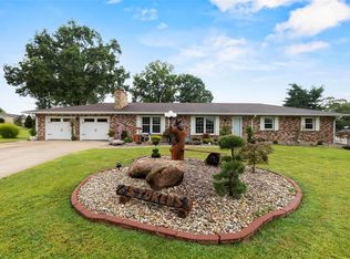 510 N Parkview Dr, Perryville, MO 63775