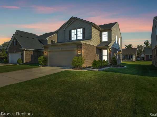 38559 Liberty Dr, Livonia, MI 48150