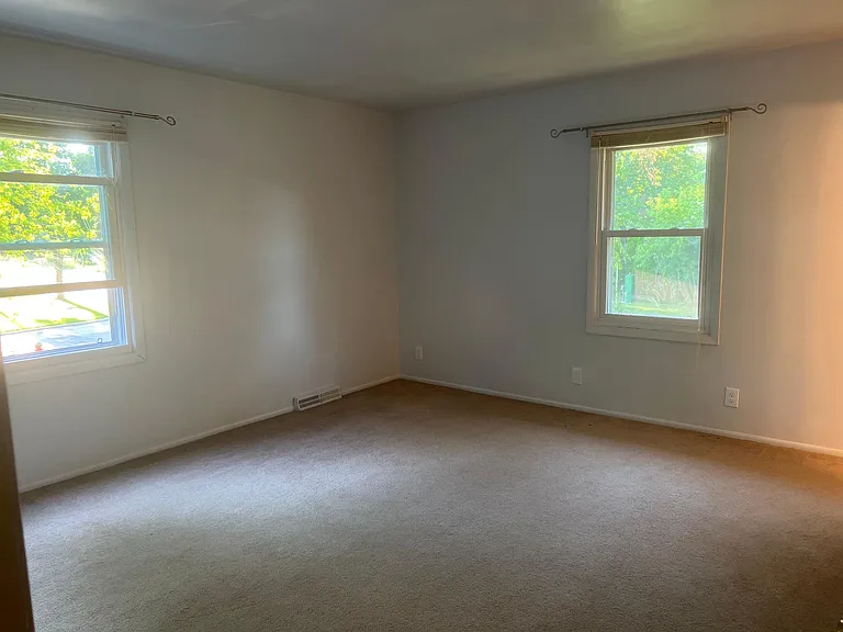 11725 W Watertown Plank Rd — Photo 6