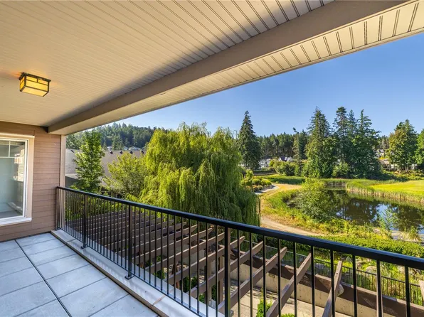 1325 Bear Mountain Pkwy #204, Langford, BC V9B 6T8