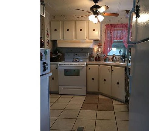 3rd image of 398 5th St NW