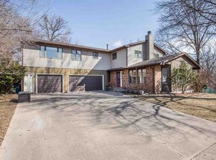 603 E 6th St, Coal Valley, IL