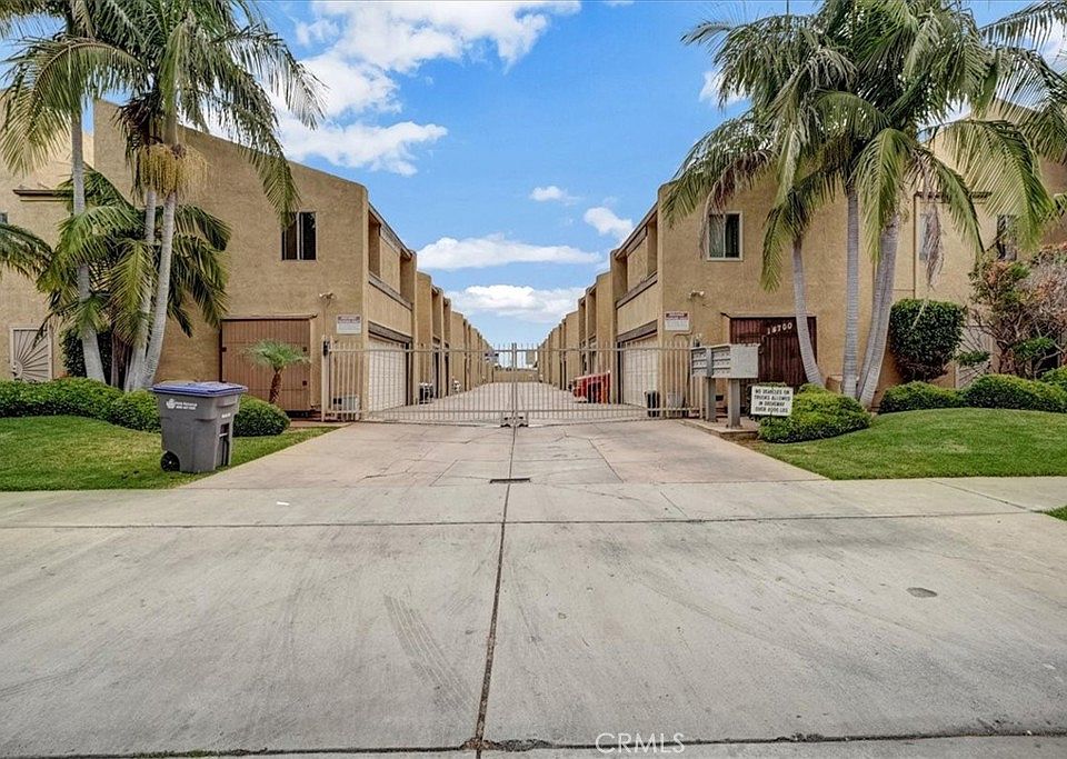 1st image of 14700 S Berendo Ave APT 11