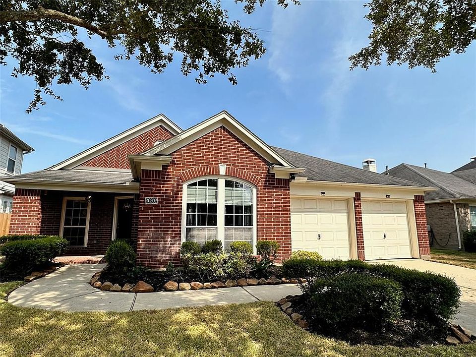 1st image of 20902 Avery Cove Ln