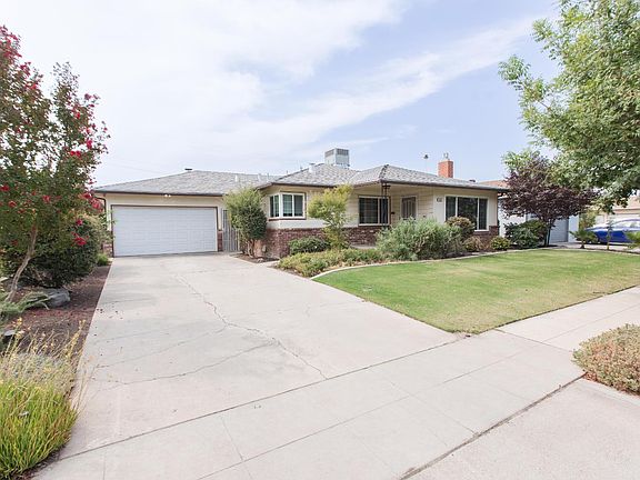 2nd image of 3522 E Redlands Ave