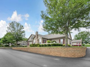 181 Reddington Village Ln, Newark, OH 43055