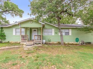 302 Lake View Dr, Cedar Creek, TX 78612