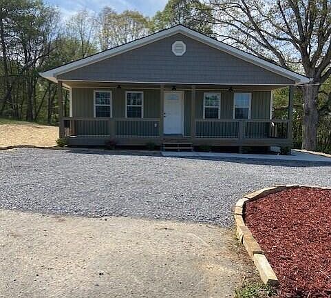 2nd image of 502 Lynman St Lot 1