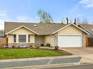 1629 Husker Butte Dr, Medford, OR