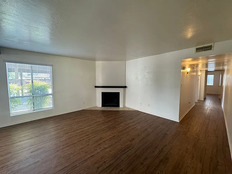 4508 Maybrook Ave — Photo 2
