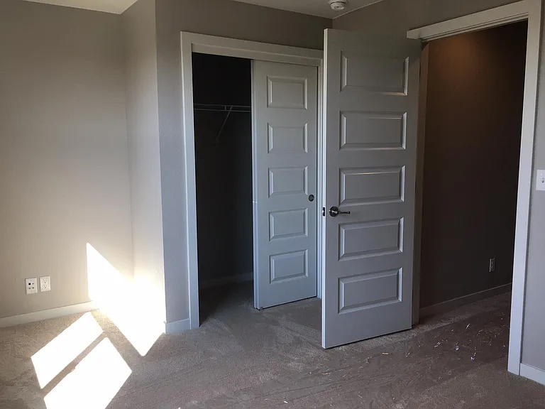 9016 E 52nd Ave — Photo 14