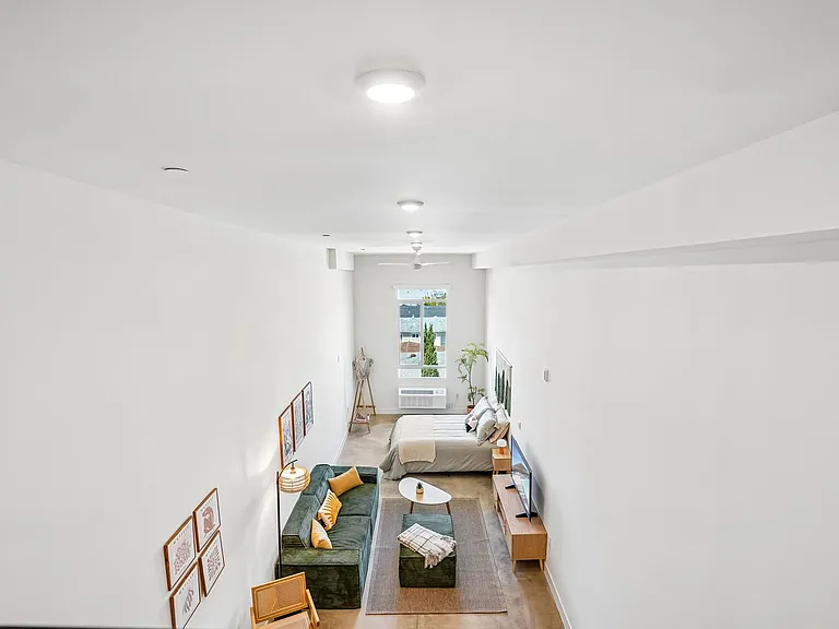 Step Designer Studio Community Living — Photo 35