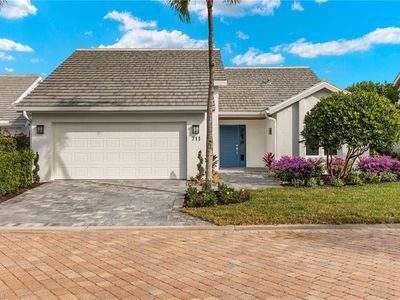 711 Heathery LN, Naples, FL, 34108