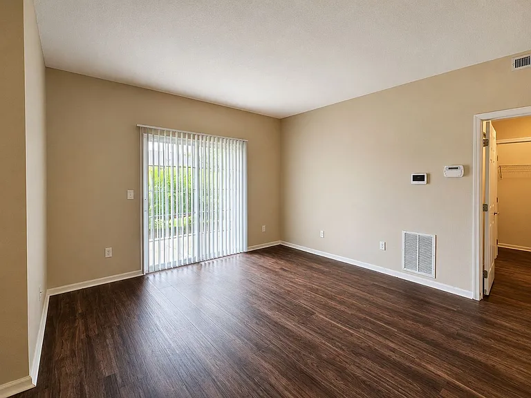 The Bradford at Easton Apartment Homes — Photo 15