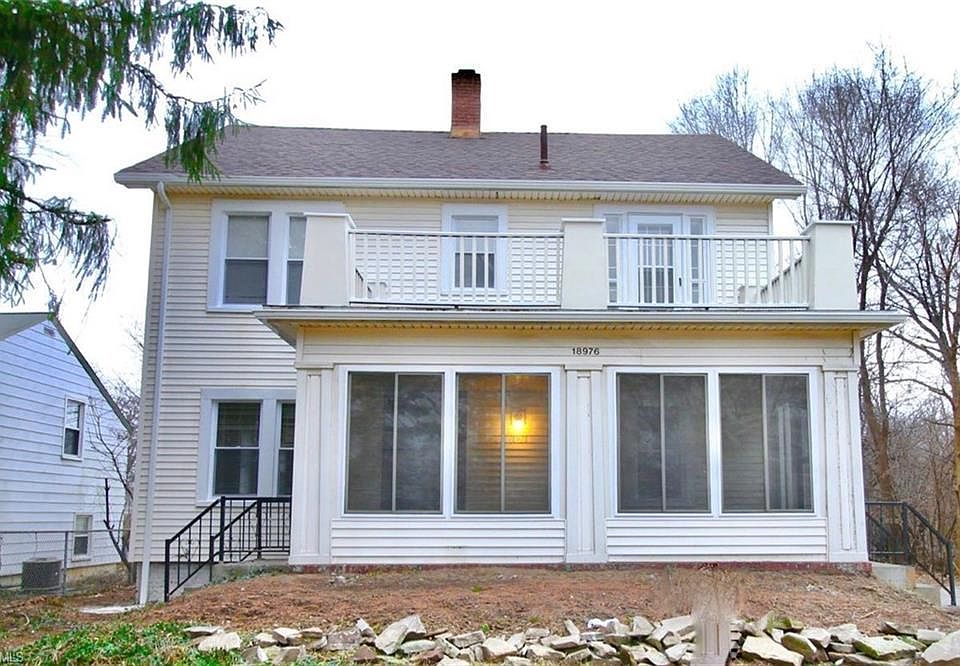 1st image of 18976 Mitchell Ave