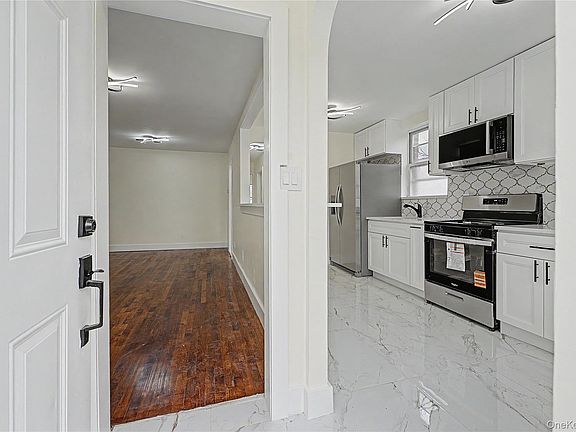 4th image of 879 E 57th Street