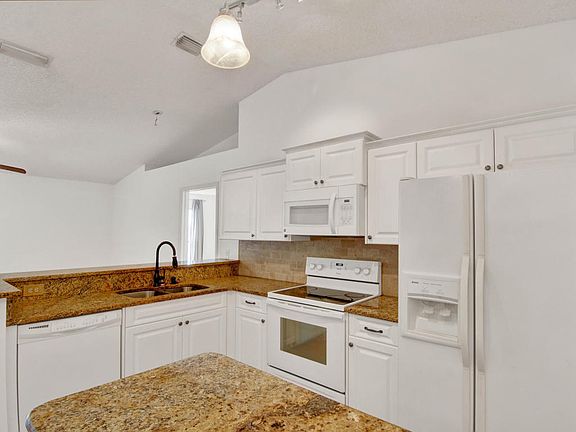4th image of 3794 Town Square Blvd #67