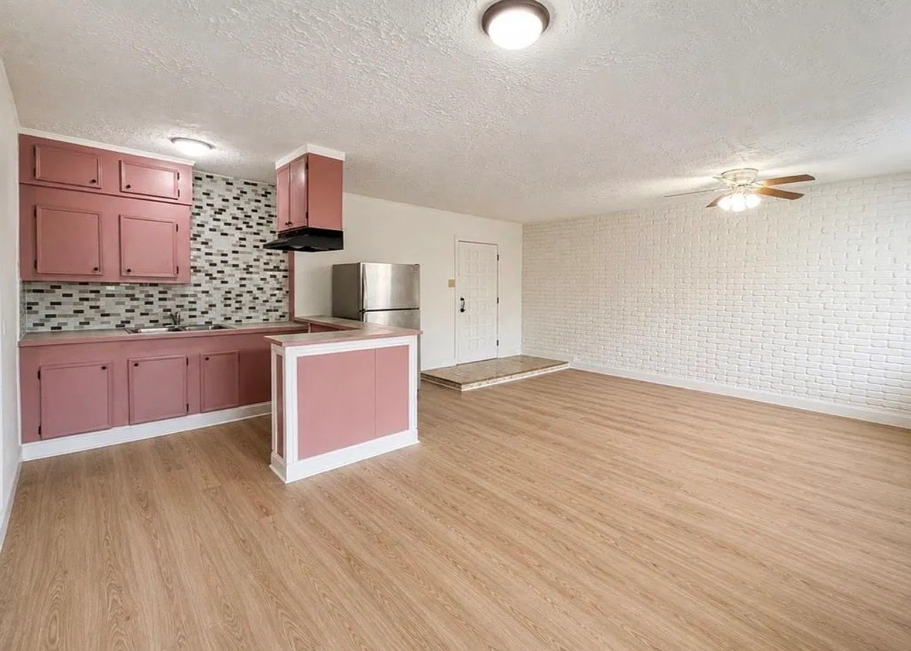 1 bed, 650 sqft, $1,000 — Photo 2