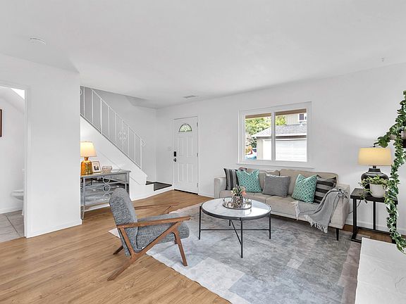 5th image of 20278 Forest Ave #4