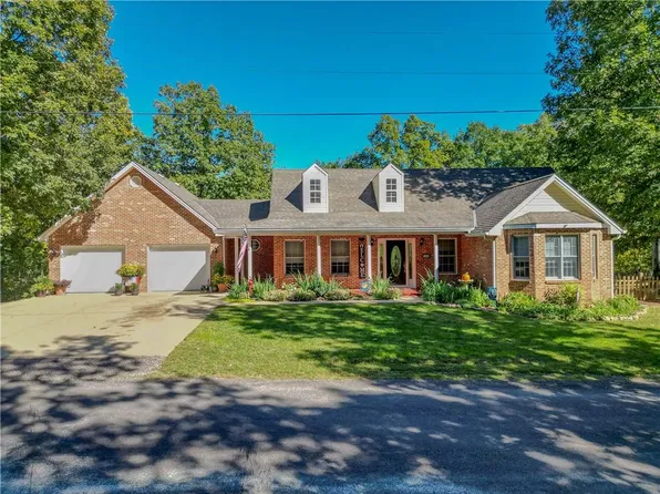 29595 Captains Fancy, Gravois Mills, MO 65037