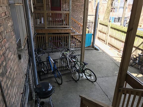4th image of 3056 W Logan Blvd