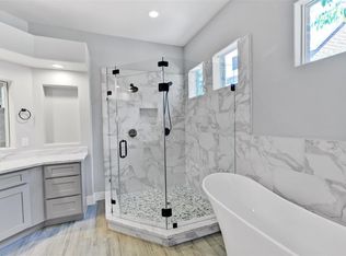 2823 N Cotswold Manor Dr, Humble, TX 77339