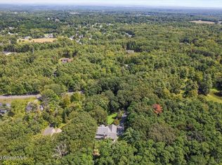 33 Swift Rd, Voorheesville, NY 12186