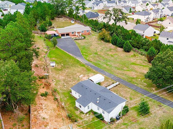 3rd image of 2773 Gordon Highway