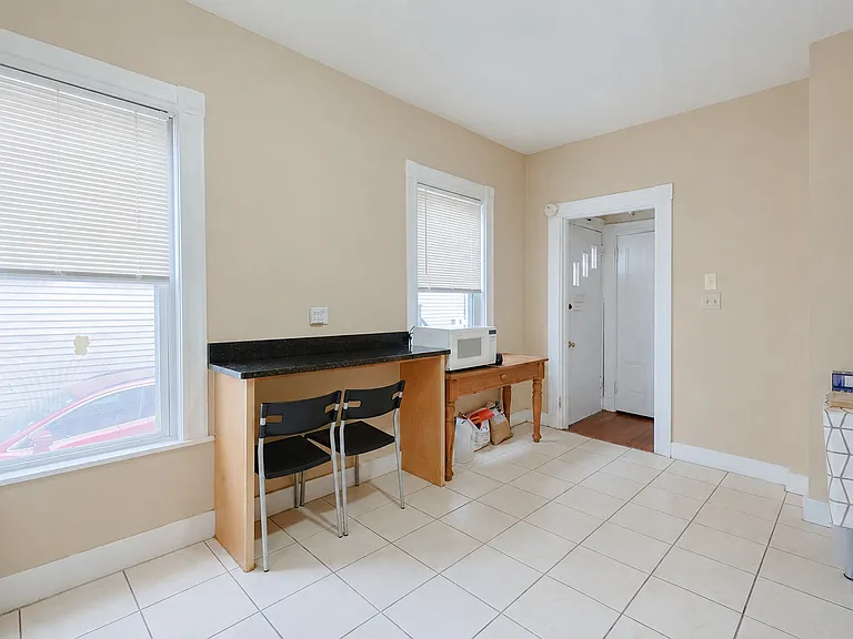 14 Wadsworth St — Photo 10