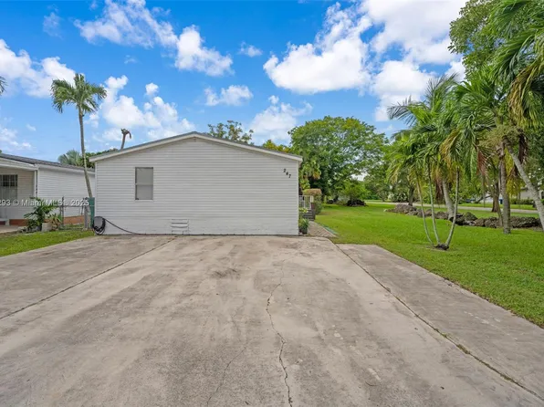 19800 SW 180th Ave Lot 247, Miami, FL 33187
