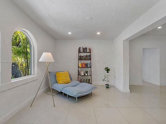 5th image of 790 NW 51st St
