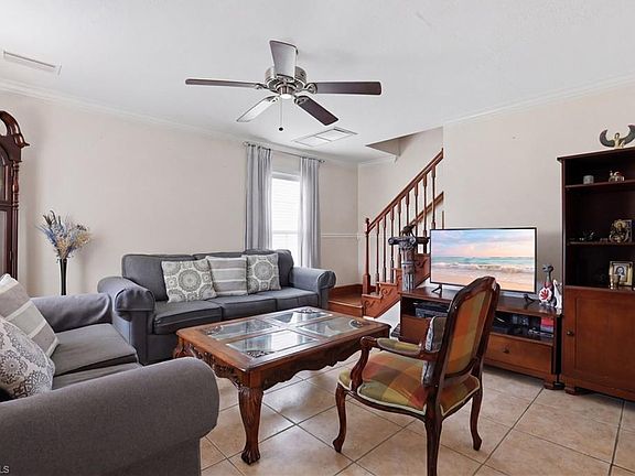 4th image of 199 Leawood CIR