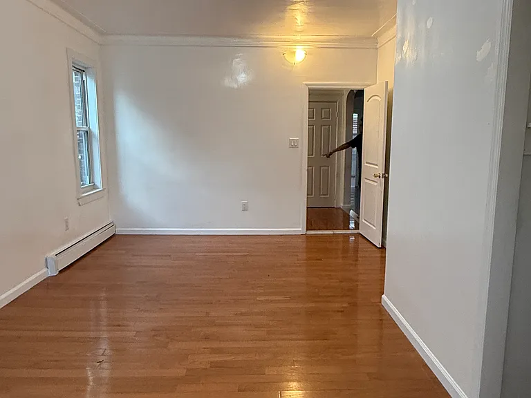 145th Pl — Photo 10