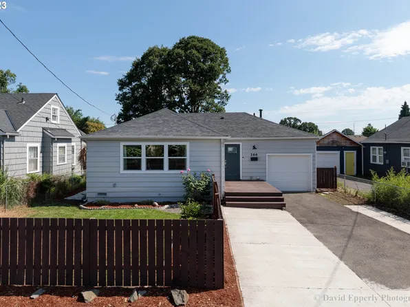 144 S 22nd St, Saint Helens, OR 97051