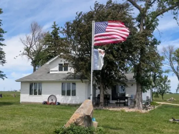 6610 240th St, Hartley, IA 51346