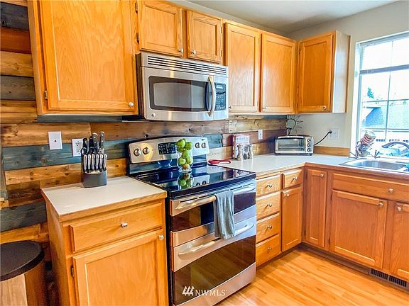 3rd image of 3908 231st Street Ct E