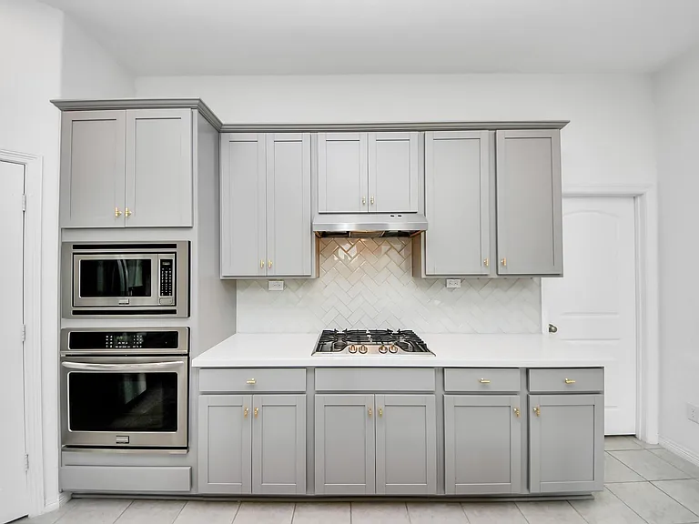 2210 Captain Davis Dr — Photo 7