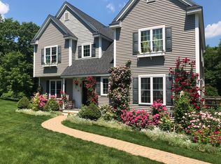 8 Maple St #A, Fayville, MA 01745