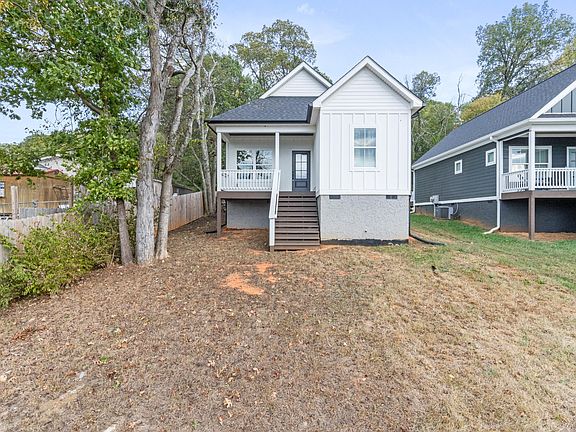 2nd image of 2018 N Chamberlain Ave