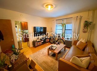 2119 27th St #4A, Astoria, NY 11105