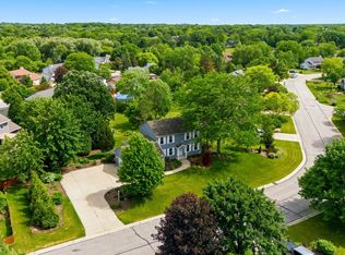 W169N10806 Redwood Ln, Germantown, WI 53022