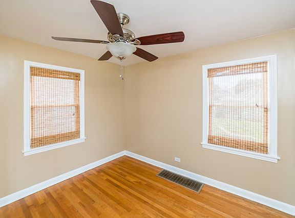 5th image of 3545 Cuyler Ave