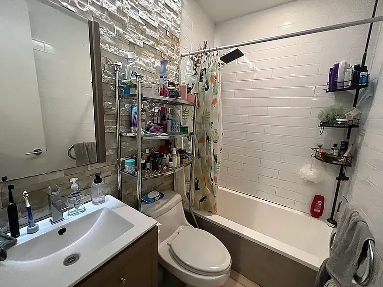 202 Starr St #4R — Photo 68
