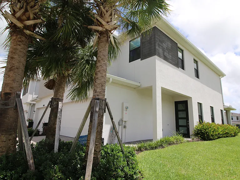 14247 SW Solange St — Photo 1