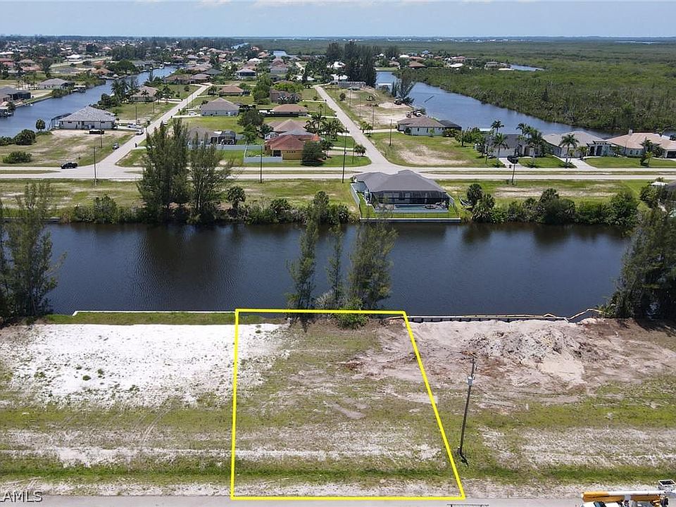 1st image of 4124 NW 16th Ter