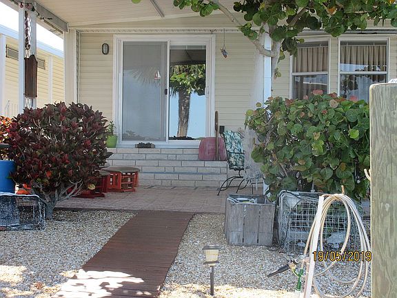 5th image of 1375 Pasadena Ave S Lot 705