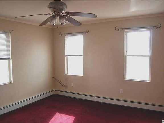 4th image of 126 S 11th St Floor 2